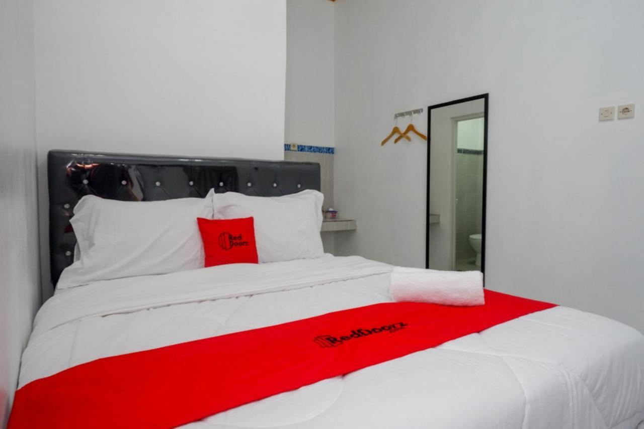 Reddoorz Near Universitas Semarang 2 Alastuwo Exteriör bild